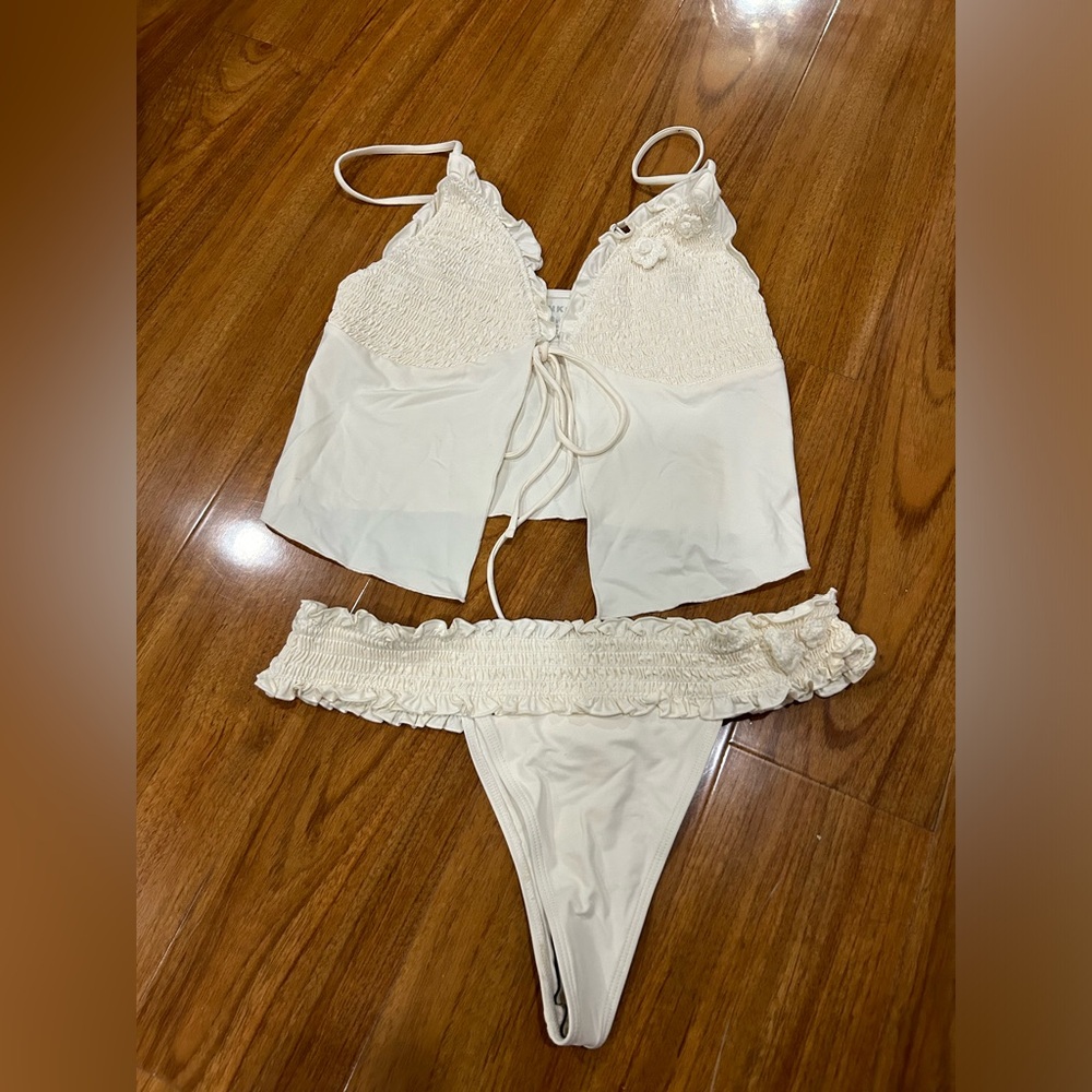 Frankies Bikinis white top and bottom bikini sz M